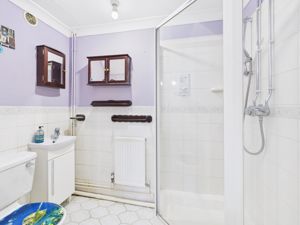 Downstairs shower room- click for photo gallery
